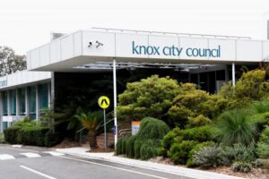 Draft budget and more in Knox