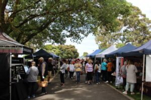 Mini market at Rayners Orchard this October